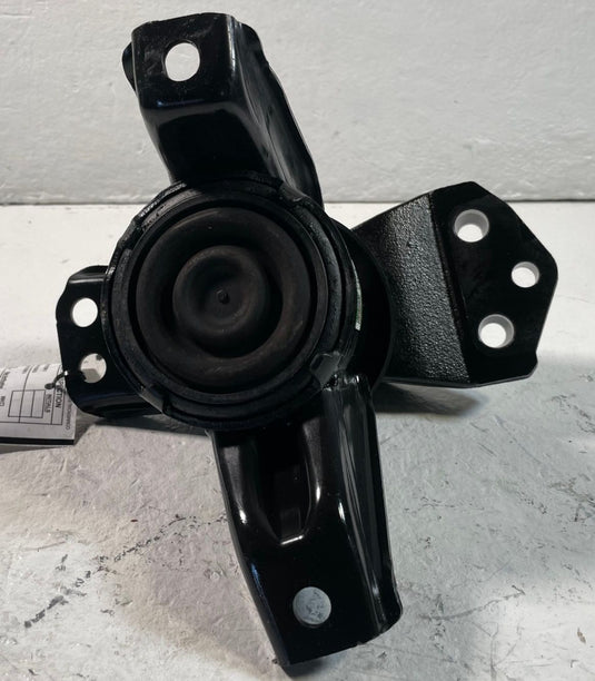 2020-2025 HYUNDAI PALISADE FRONT RIGHT SIDE ENGINE MOUNT SUPPORT BRACKET