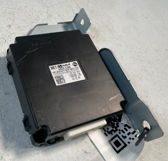 22-24 HYUNDAI IONIQ 5 SEL ENGINE & DOOR FLUSH CONTROL MODULE W/ KEY FOB