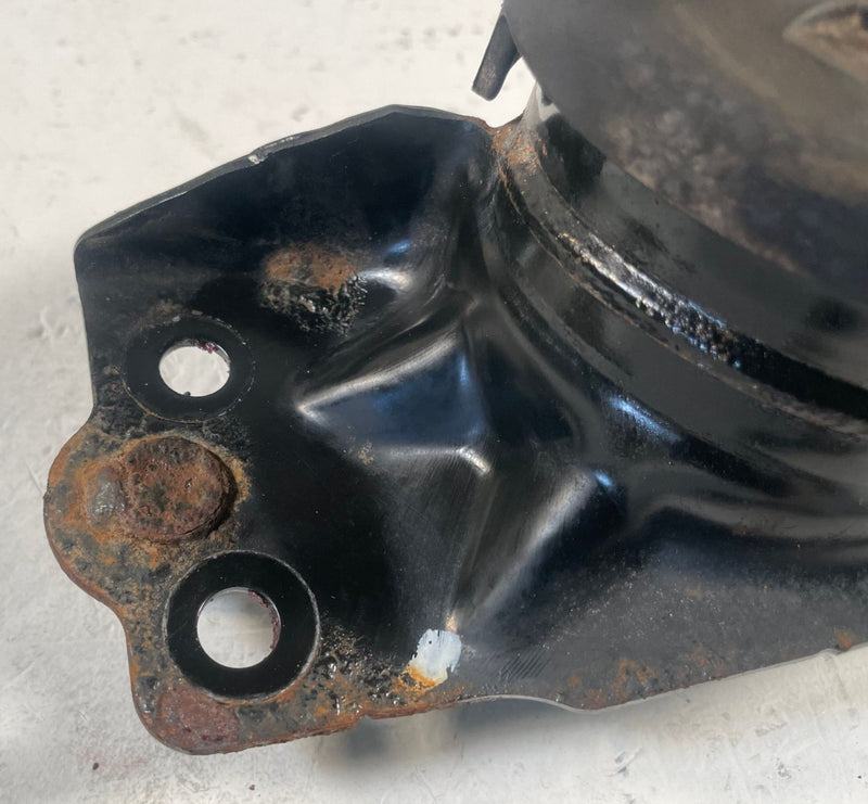 Load image into Gallery viewer, 2020 - 2026 JEEP GLADIATOR FRONT RIGHT SIDE ENGINE MOUNT ISOLATOR 3.6L # 114142
