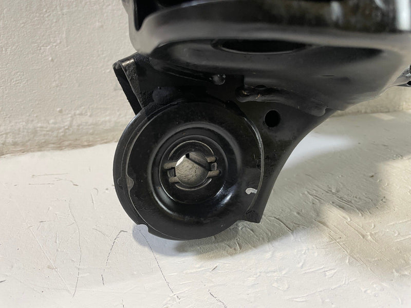 Load image into Gallery viewer, 20-25 HYUNDAI PALISADE FWD REAR SUSPENSION SUBFRAME CROSSMEMBER CRADLE # 105197
