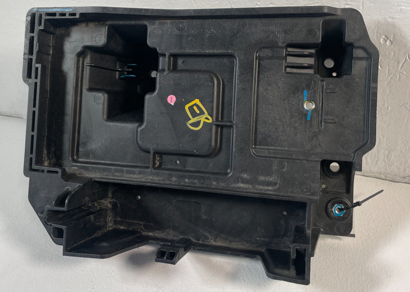 Load image into Gallery viewer, 2022-2025 HYUNDAI TUCSON BATTERY TRAY HOLDER BOX SUPPORT BRACKET BLACK # 106048
