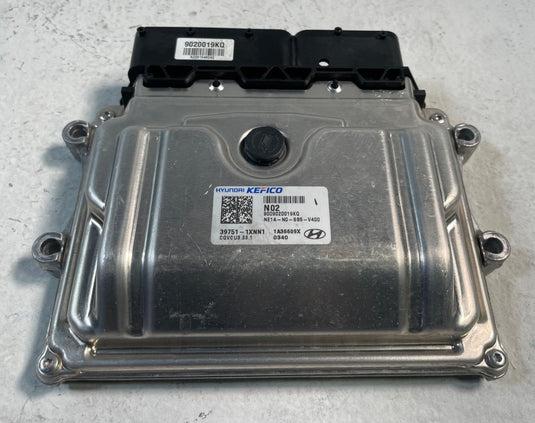 22-24 HYUNDAI IONIQ 5 SEL ENGINE & DOOR FLUSH CONTROL MODULE W/ KEY FOB