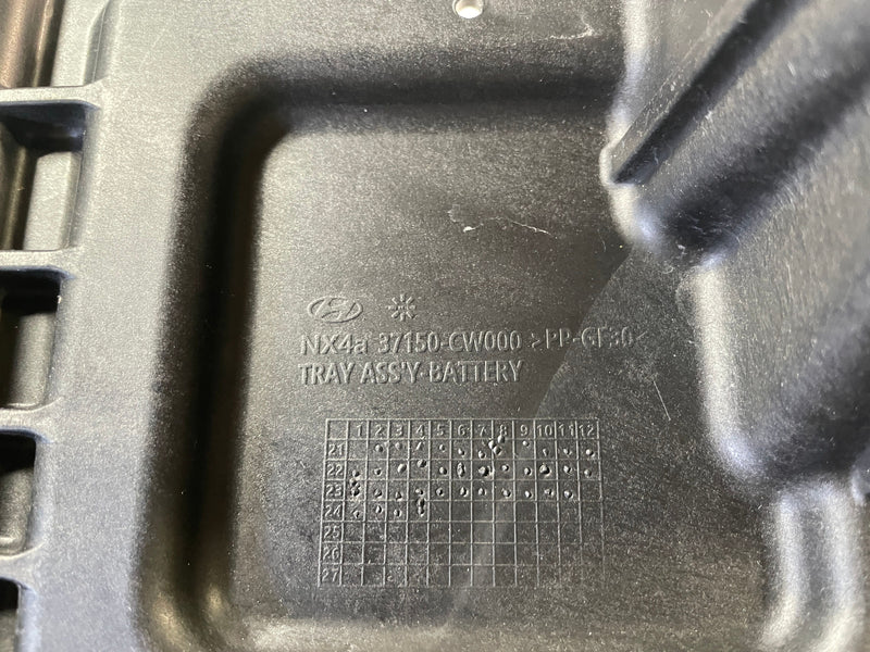 Load image into Gallery viewer, 2022-2025 HYUNDAI TUCSON BATTERY TRAY HOLDER BOX SUPPORT BRACKET BLACK # 106048

