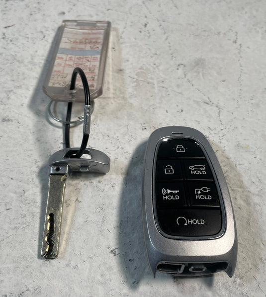 22-24 HYUNDAI IONIQ 5 SEL ENGINE & DOOR FLUSH CONTROL MODULE W/ KEY FOB