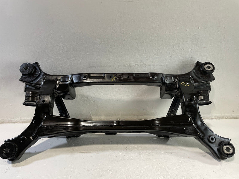 Load image into Gallery viewer, 20-25 HYUNDAI PALISADE FWD REAR SUSPENSION SUBFRAME CROSSMEMBER CRADLE # 105197
