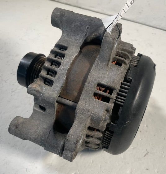 2020 - 2023 JEEP GLADIATOR ENGINE ALTERNATOR GENERATOR ASSEMBLY 12V