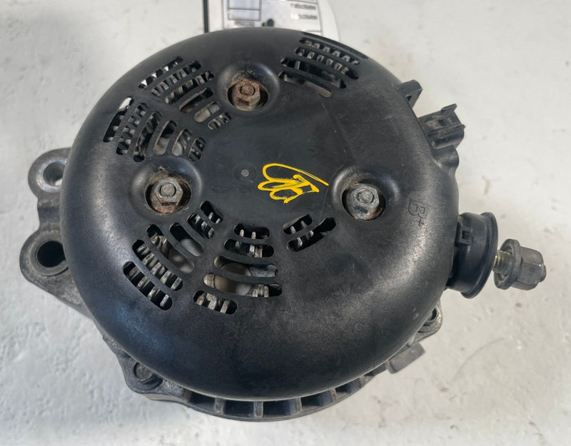 Load image into Gallery viewer, 2020 - 2023 JEEP GLADIATOR ENGINE ALTERNATOR GENERATOR ASSEMBLY 12V # 114165
