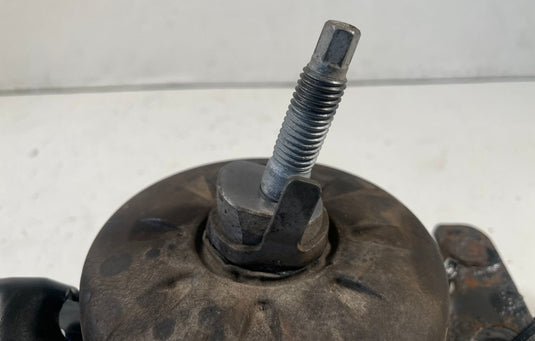 2020 - 2026 JEEP GLADIATOR FRONT LEFT SIDE ENGINE MOUNT ISOLATOR 3.6L