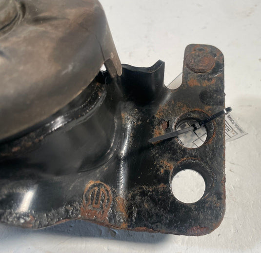 2020 - 2026 JEEP GLADIATOR FRONT LEFT SIDE ENGINE MOUNT ISOLATOR 3.6L