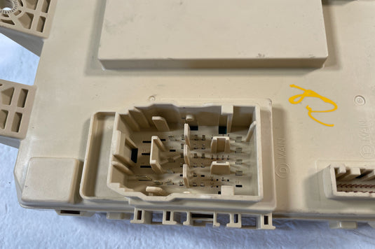 22-24 HYUNDAI TUCSON DASH DASHBOARD FUSE RELAY JUNCTION BOX BLOCK 2.5L