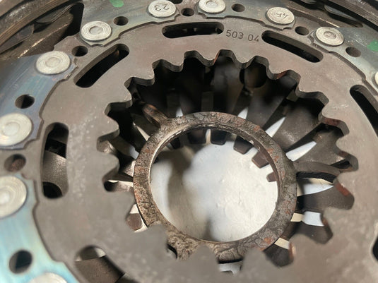 2020 - 2024 JEEP GLADIATOR PRESSURE PLATE AND DISC CLUTCH KIT 68273845AD