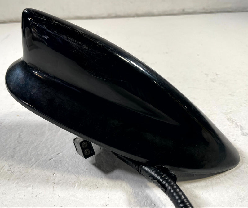 Load image into Gallery viewer, 2019-25 HONDA PASSPORT SHARK ROOF FIN RADIO ANTENNA BLACK (NH731P) # 107417
