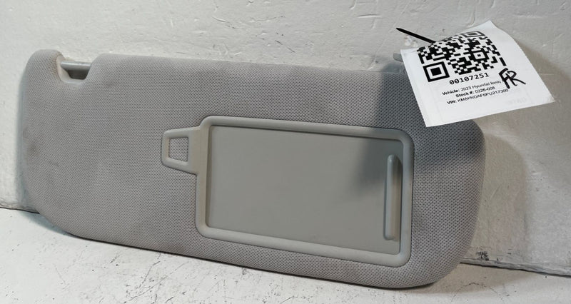 Load image into Gallery viewer, 2022 - 2024 HYUNDAI IONIQ 5 FRONT RIGHT SIDE SUN VISOR SUNVISOR GRAY # 107251
