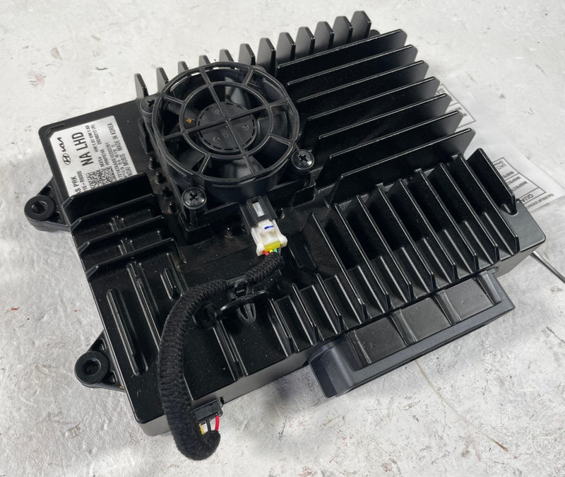 Load image into Gallery viewer, 24-25 HYUNDAI SANTA FE ADAS PARKING ASSIST ASSISTANT CONTROL MODULE UNIT #108729
