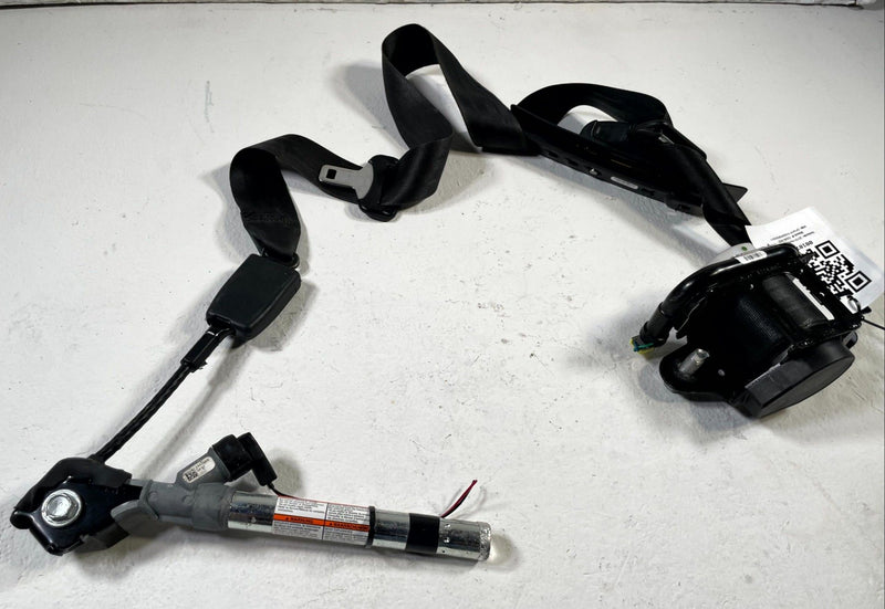 Load image into Gallery viewer, 19 - 21 HONDA PASSPORT FRONT RIGHT SIDE SEAT BELT RETRACTOR BLACK # 107433
