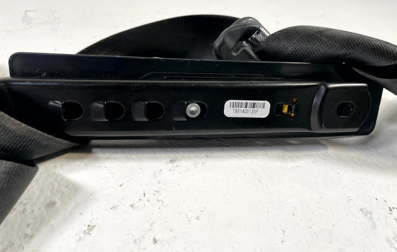 Load image into Gallery viewer, 19 - 21 HONDA PASSPORT FRONT RIGHT SIDE SEAT BELT RETRACTOR BLACK # 107433
