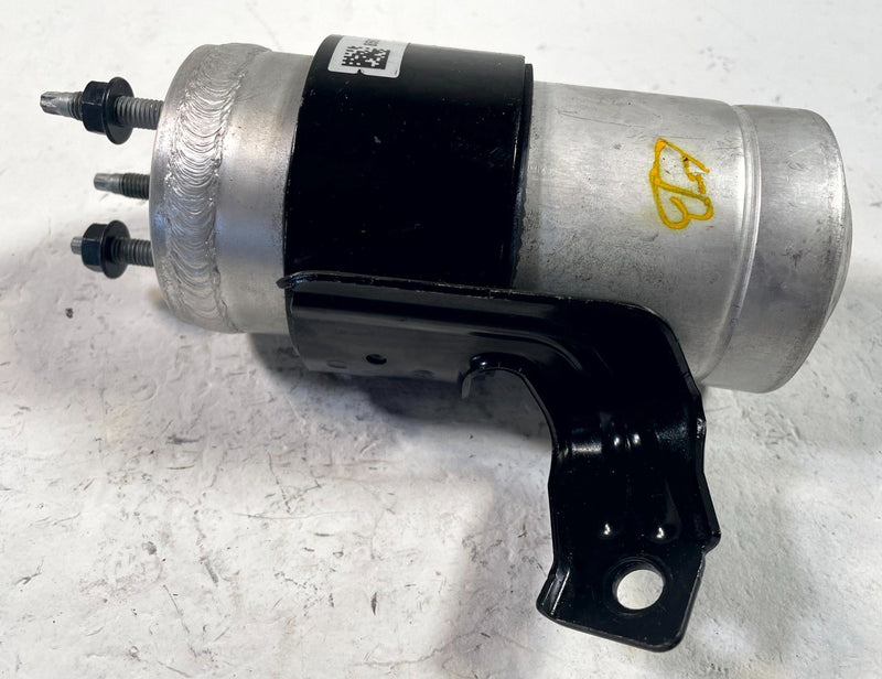 Load image into Gallery viewer, 2024 - 2026 HONDA PROLOGUE HVAC A/C CONDENSER DRIER DEHYDRATOR RECEIVER # 114239
