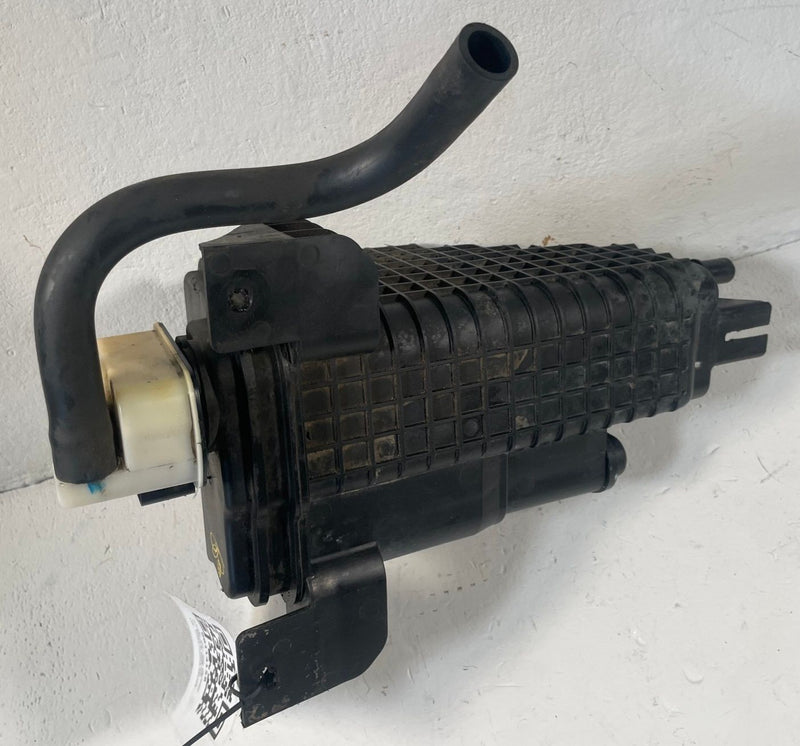 Load image into Gallery viewer, 2020 - 2026 JEEP GLADIATOR FUEL VAPOR EVAPORATOR CHARCOAL CANISTER 3.6L # 114158
