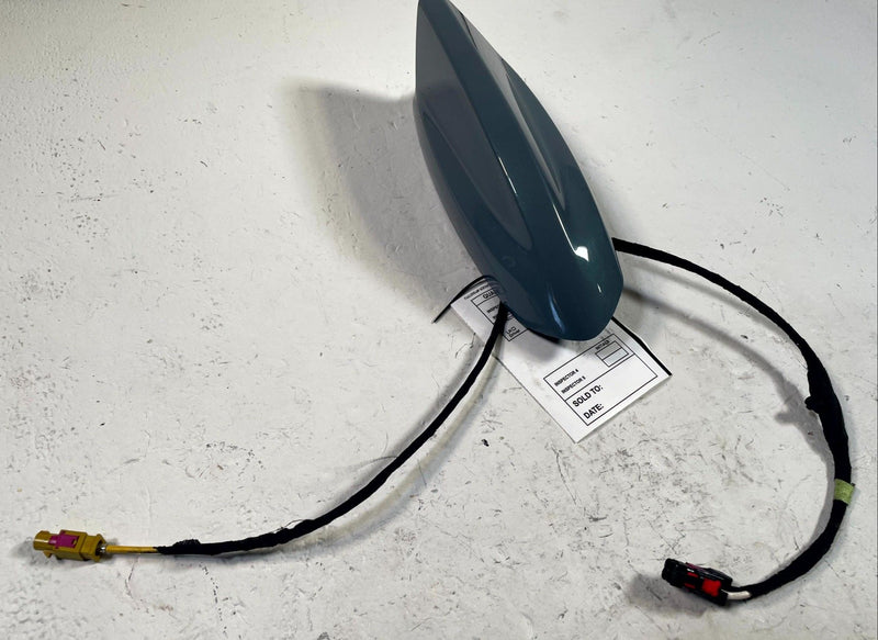 Load image into Gallery viewer, 2024 - 2026 HONDA PROLOGUE REAR ROOF EXTERIOR SHARK FIN ANTENNA MODULE # 114251
