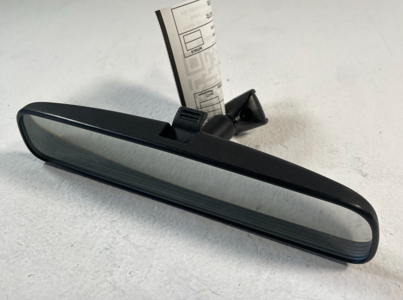 Load image into Gallery viewer, 20-25 HYUNDAI TUCSON SONATA INTERIOR REAR VIEW MIRROR W/O AUTO DIMMING # 106050

