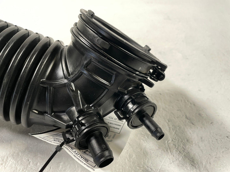 Load image into Gallery viewer, 2022-2026 HYUNDAI TUCSON ENGINE AIR CLEANER INTAKE HOSE TUBE PIPE 2.5L # 108748
