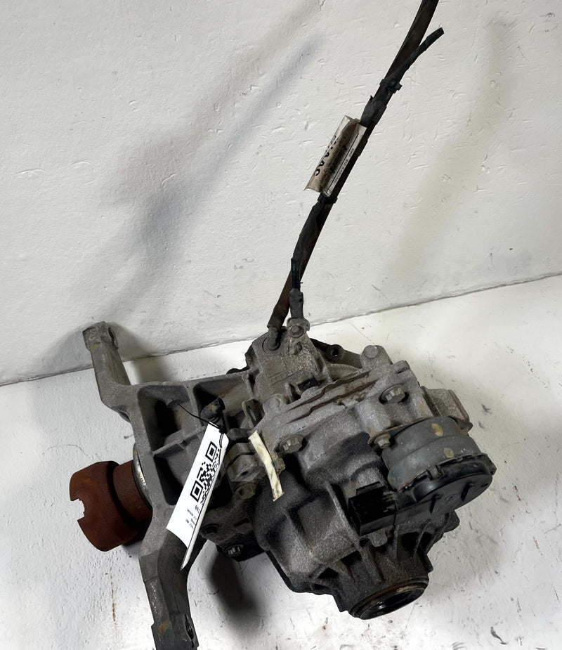 Load image into Gallery viewer, 2025 CHEVROLET EQUINOX REAR DIFFERENTIAL CARRIER ASSEMBLY 1.5L # 111315
