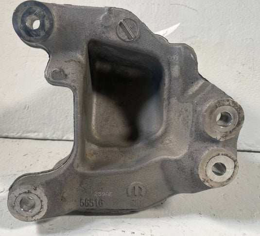 20-26 JEEP GLADIATOR FRONT LEFT SIDE ENGINE MOUNT SUPPORT BRACKET 3.6L