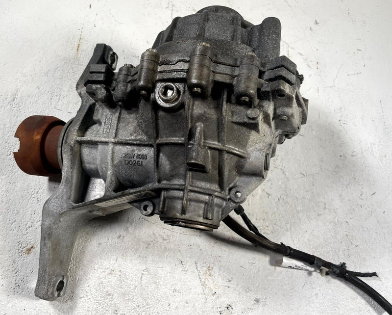 Load image into Gallery viewer, 2025 CHEVROLET EQUINOX REAR DIFFERENTIAL CARRIER ASSEMBLY 1.5L # 111315
