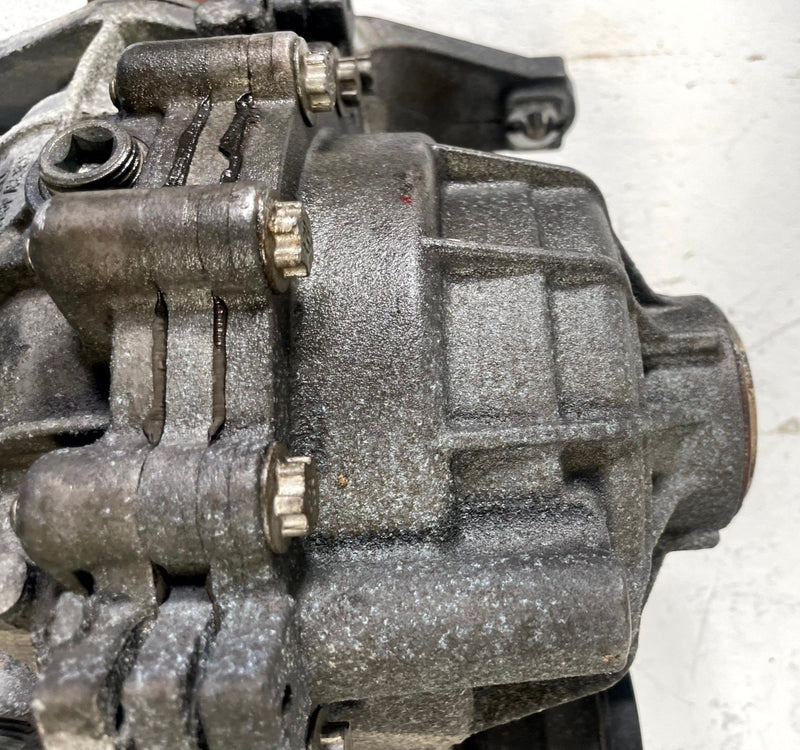 Load image into Gallery viewer, 2025 CHEVROLET EQUINOX REAR DIFFERENTIAL CARRIER ASSEMBLY 1.5L # 111315

