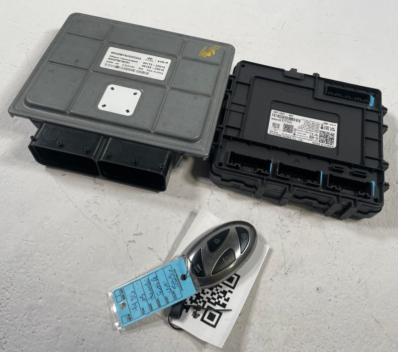 Load image into Gallery viewer, 24-26 HYUNDAI SANTA FE FWD ENGINE &amp; BODY MODULE ECM BCM W/ KEY FOB 2.5L # 112820
