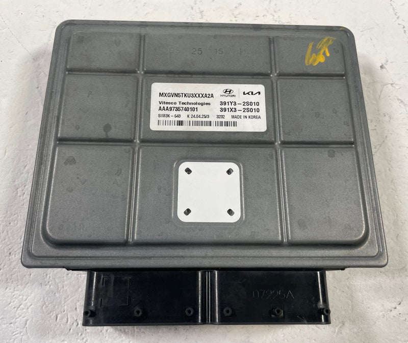 Load image into Gallery viewer, 24-26 HYUNDAI SANTA FE FWD ENGINE &amp; BODY MODULE ECM BCM W/ KEY FOB 2.5L # 112820
