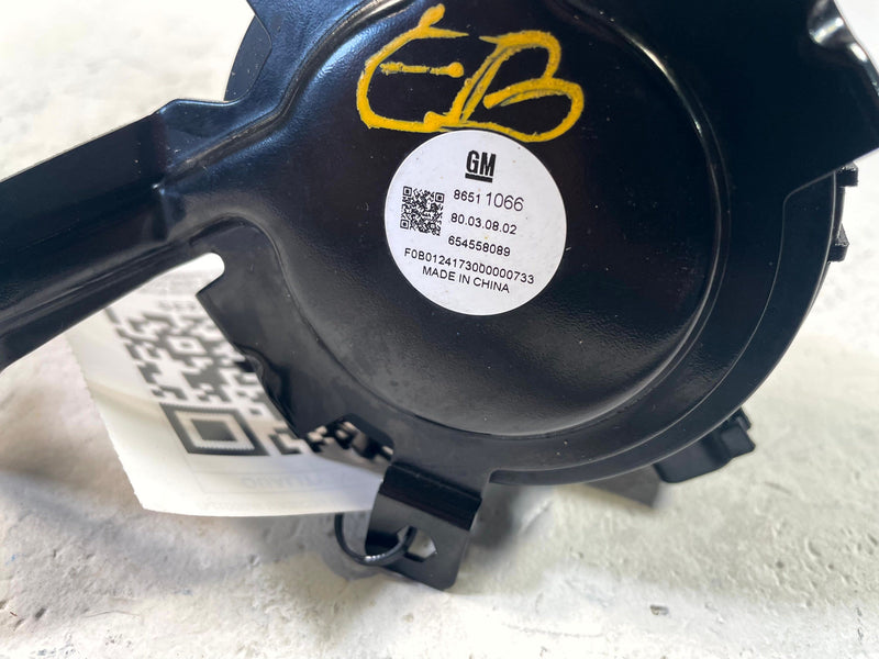 Load image into Gallery viewer, 2024-2026 HONDA PROLOGUE FRONT PEDESTRIAN SOUND ALERT SPEAKER W/ BRACKET #114235
