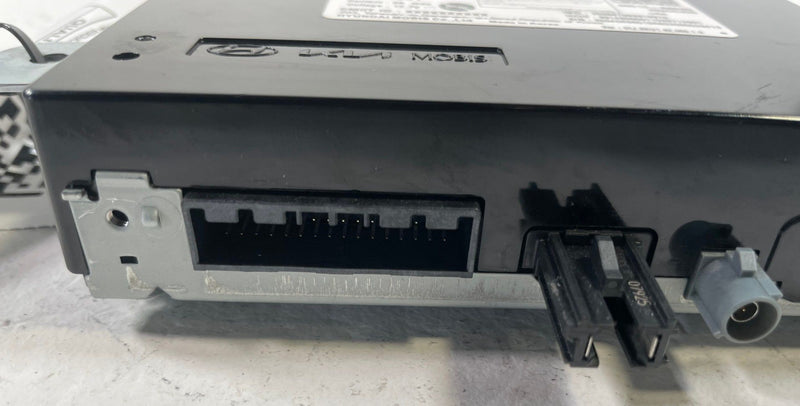 Load image into Gallery viewer, 2024 - 2026 HYUNDAI SANTA FE DCU DOMAIN COMPUTER CONTROL MODULE UNIT # 112813
