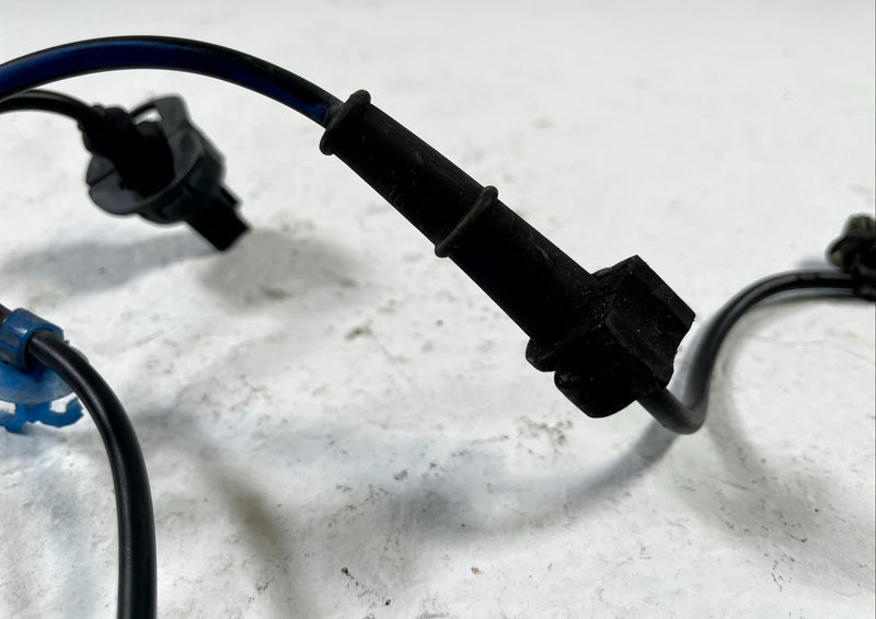Load image into Gallery viewer, 2016 - 2022 HONDA PASSPORT FRONT LEFT SIDE ABS WHEEL SPEED SENSOR # 107438
