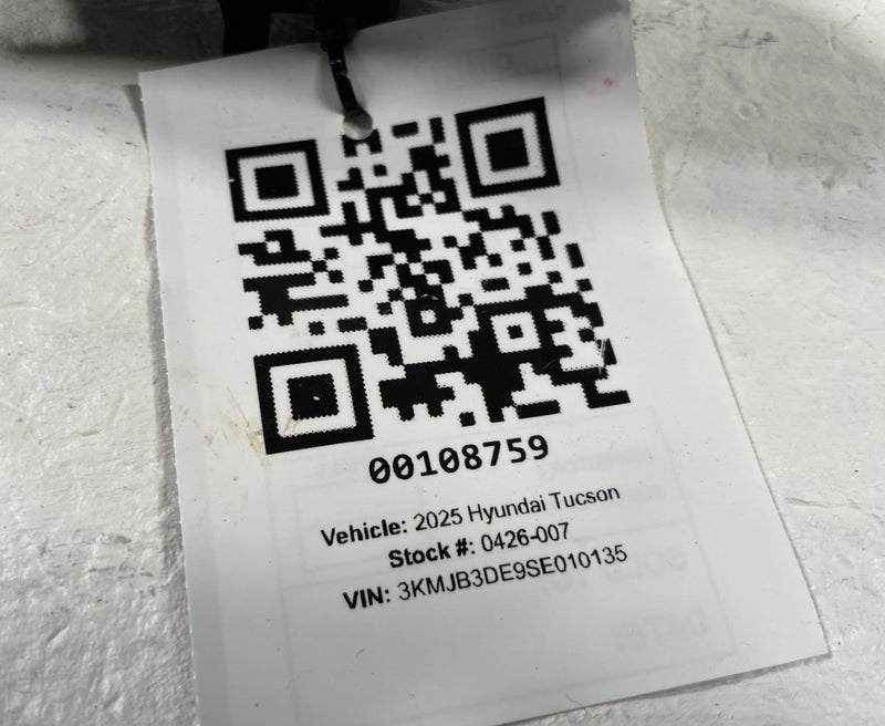 Load image into Gallery viewer, 2025 HYUNDAI TUCSON TRUNK TRACTION CONTROL LIGHT DIMMER SWITCH PANEL # 108759
