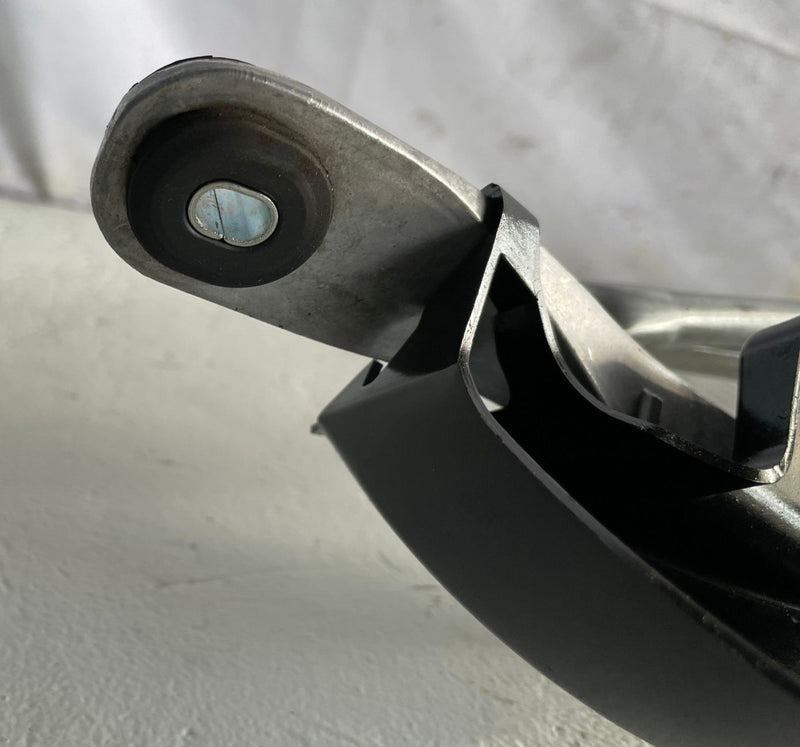 Load image into Gallery viewer, 2022-2026 ACURA MDX FRONT WINDSHIELD WIPER TRANSMISSION LINKAGE W/ MOTOR #111957
