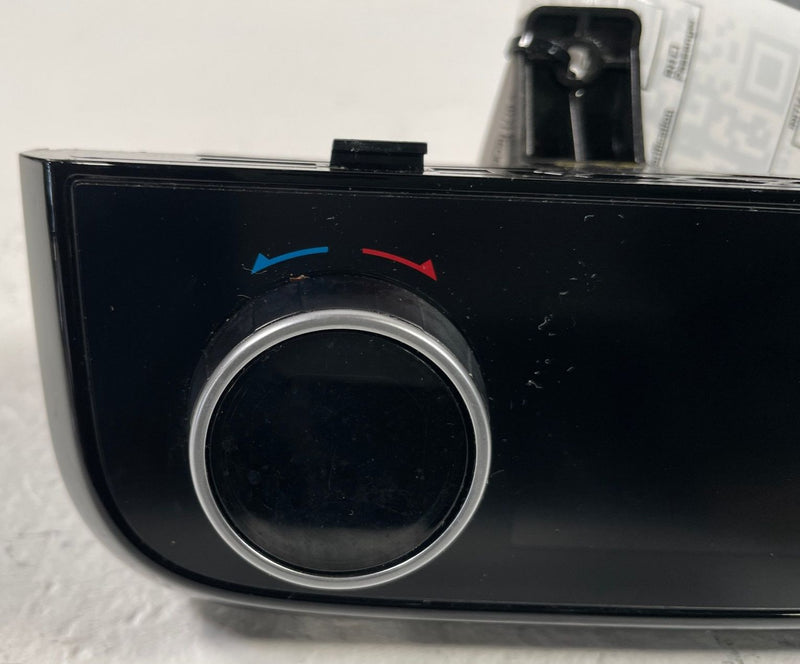 Load image into Gallery viewer, 2025 HYUNDAI TUCSON AC HEATER CLIMATE CONTROL SWITCH PANEL 2.5L # 108750
