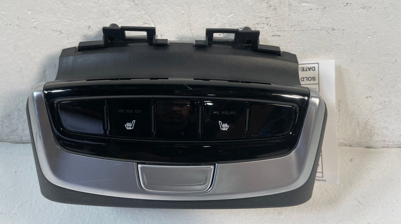 Load image into Gallery viewer, 22-24 HYUNDAI SANTA CRUZ TUCSON FRONT CENTER CONSOLE SEAT HEATER SWITCH # 107342

