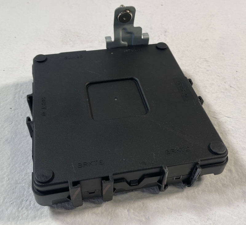 Load image into Gallery viewer, 2022-2023 HYUNDAI TUCSON ENGINE &amp; BODY CONTROL MODULE ECM BCM W/ KEY FOB #106032
