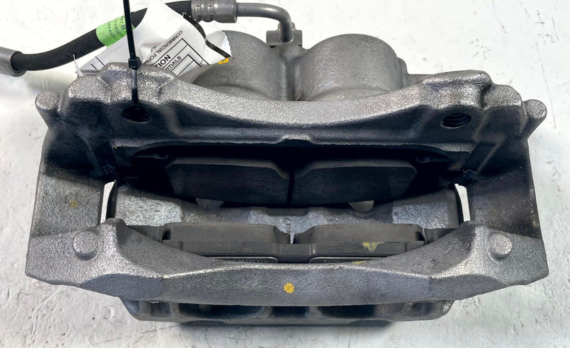 Load image into Gallery viewer, 2024-2026 HONDA PROLOGUE FRONT RIGHT PASSENGER SIDE DISC BRAKE CALIPER # 114288
