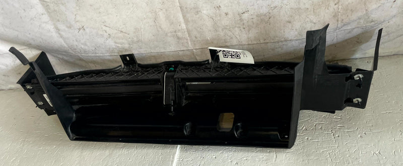Load image into Gallery viewer, 24-26 HONDA PROLOGUE FRONT BUMPER RADIATOR AIR SHUTTER GUIDE 86570097 # 114302
