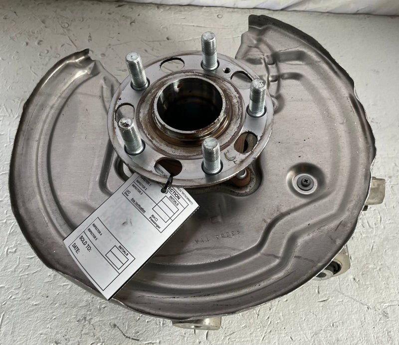 Load image into Gallery viewer, 22-26 ACURA MDX REAR RIGHT PASSENGER SIDE SPINDLE KNUCKLE W/BEARING HUB # 111963
