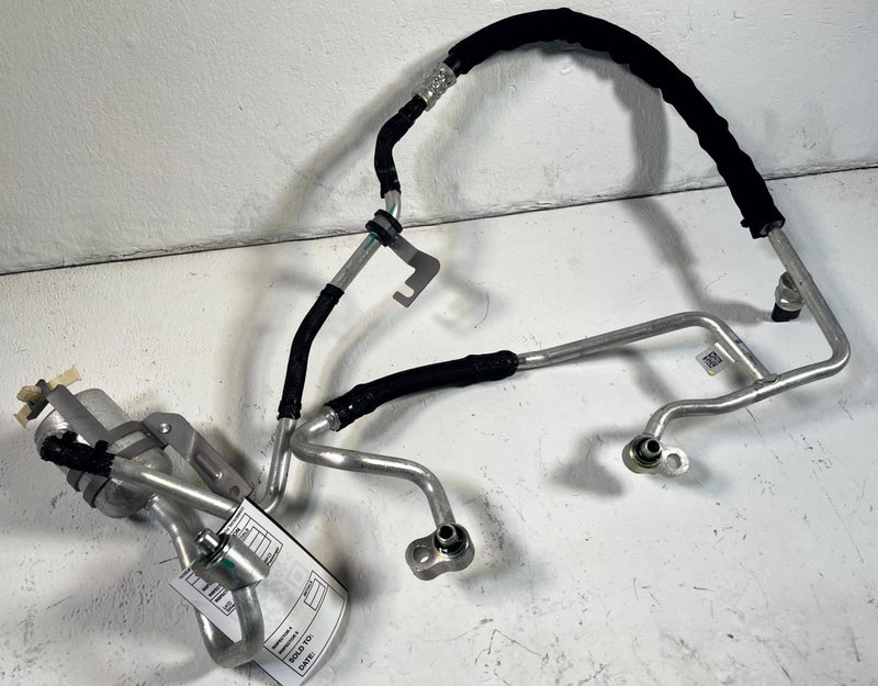 Load image into Gallery viewer, 2024-2026 HONDA PROLOGUE HVAC A/C AIR CONDITIONER DISCHARGE SUCTION HOSE #114284
