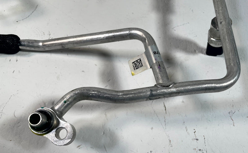 Load image into Gallery viewer, 2024-2026 HONDA PROLOGUE HVAC A/C AIR CONDITIONER DISCHARGE SUCTION HOSE #114284
