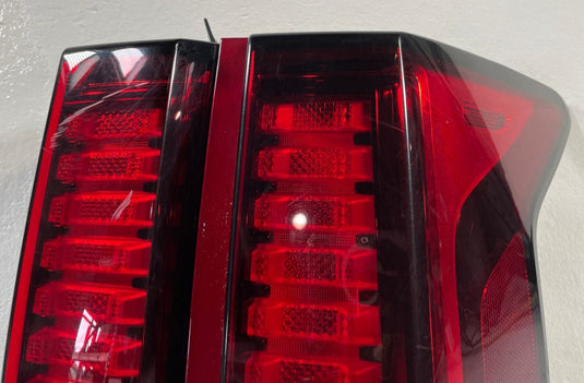21-23 KIA SORENTO REAR RIGHT PASSENGER SIDE HALOGEN OUTER TAILLIGHT LAMP