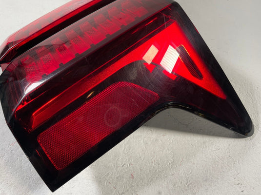 21-23 KIA SORENTO REAR RIGHT PASSENGER SIDE HALOGEN OUTER TAILLIGHT LAMP