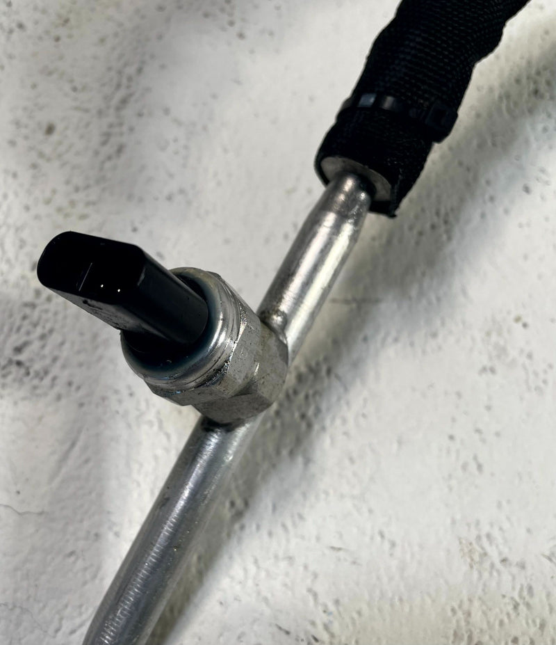 Load image into Gallery viewer, 2024-2026 HONDA PROLOGUE HVAC A/C AIR CONDITIONER DISCHARGE SUCTION HOSE #114284
