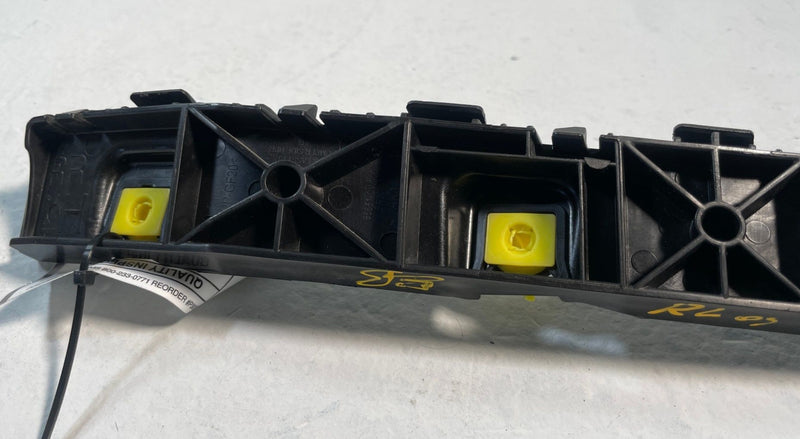 Load image into Gallery viewer, 2022-2025 HYUNDAI TUCSON REAR LEFT SIDE BUMPER MOUNT SUPPORT BRACKET # 107325
