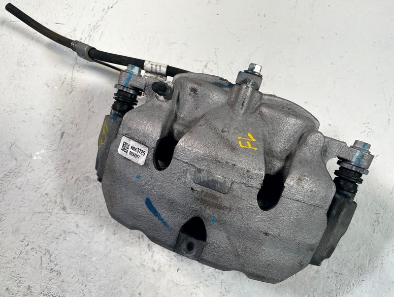 Load image into Gallery viewer, 2024 - 2026 HONDA PROLOGUE FRONT LEFT DRIVER SIDE DISC BRAKE CALIPER # 114268
