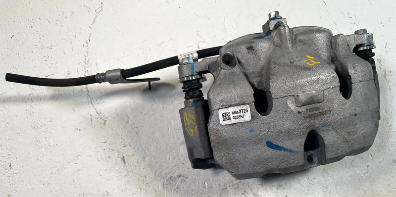 Load image into Gallery viewer, 2024 - 2026 HONDA PROLOGUE FRONT LEFT DRIVER SIDE DISC BRAKE CALIPER # 114268
